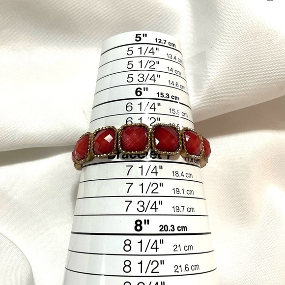 Red Acrylic Stretch Bracelet - Picture 3 of 6